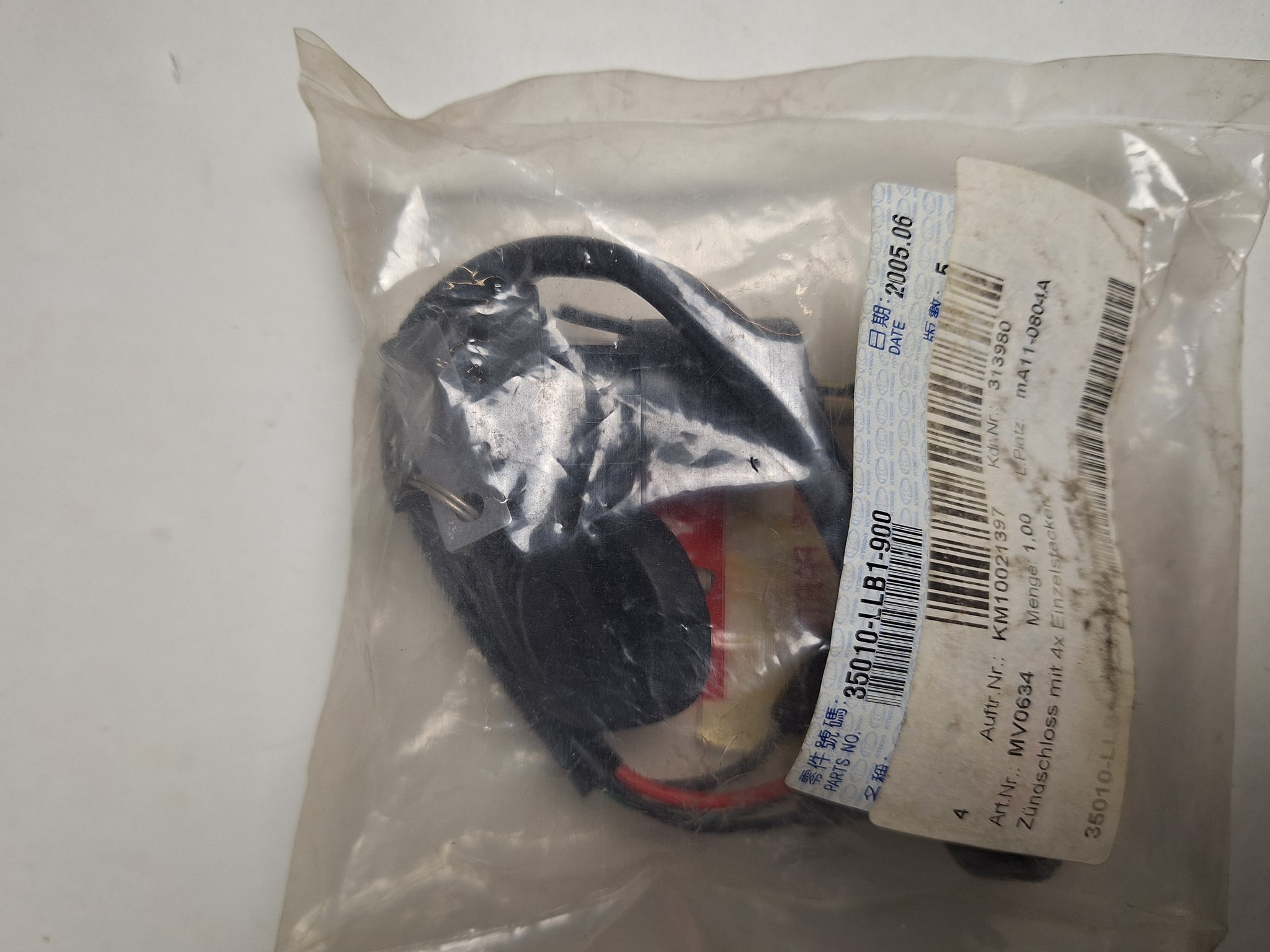 Picture of Kymco  ZÜNDSCHLOSS  35010-LLB1-900